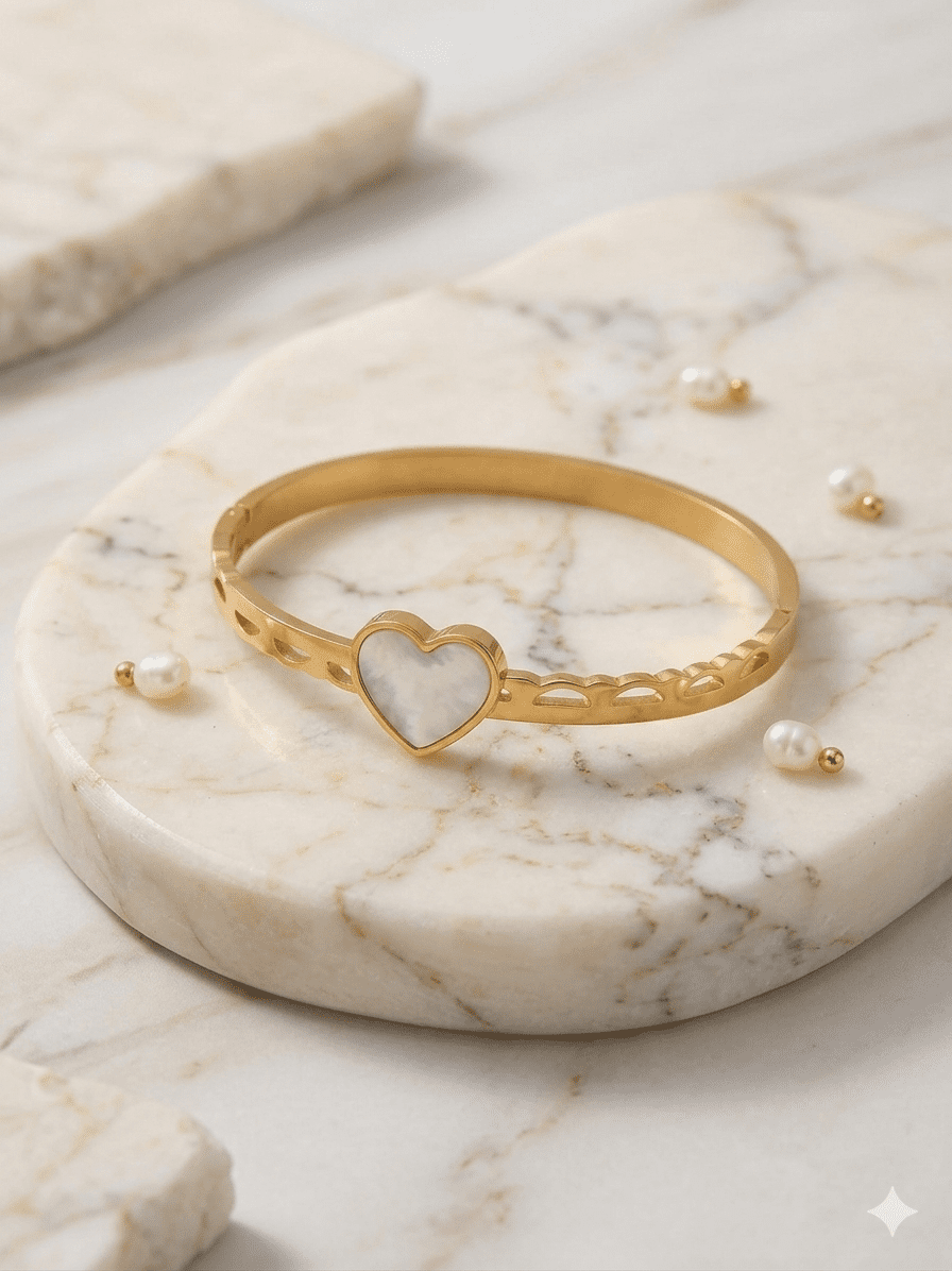Anti Tarnish Gold Plated MOP Heart Bracelet