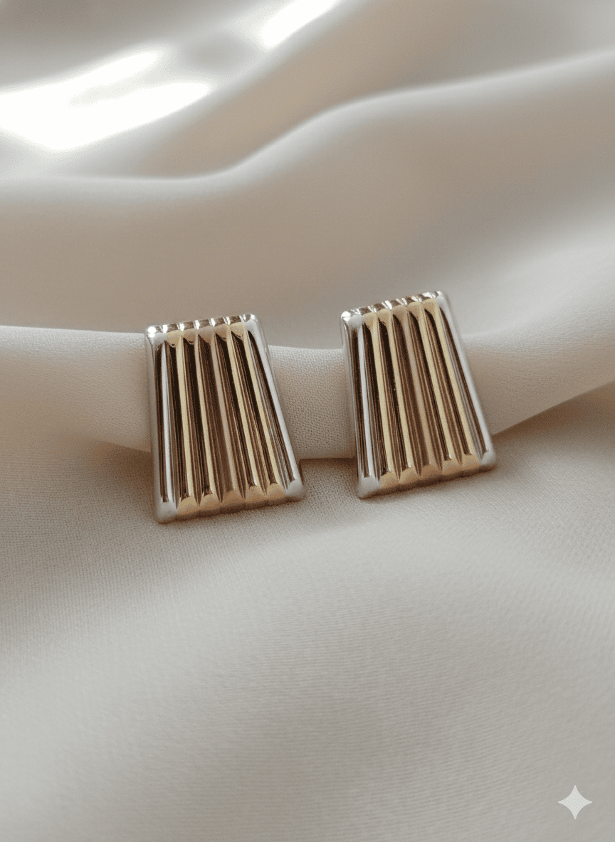 Trinity Groove Stud Earrings